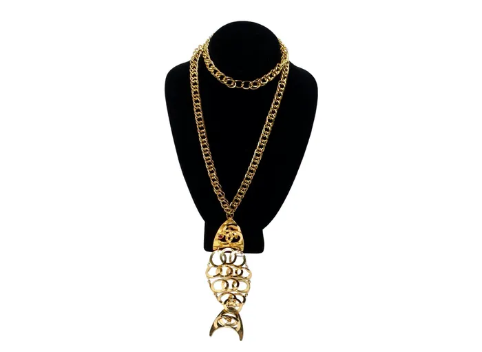 Vintage by Misty Necklaces Vintage GoldTone Chain Link Sculptural Moving Fish Pendant Necklace