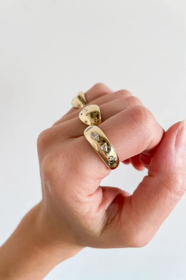 LEO BLACK Rings Cosmic Dance Ring