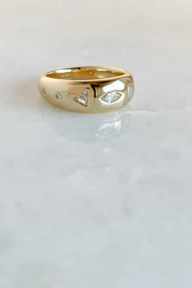 LEO BLACK Rings Cosmic Dance Ring